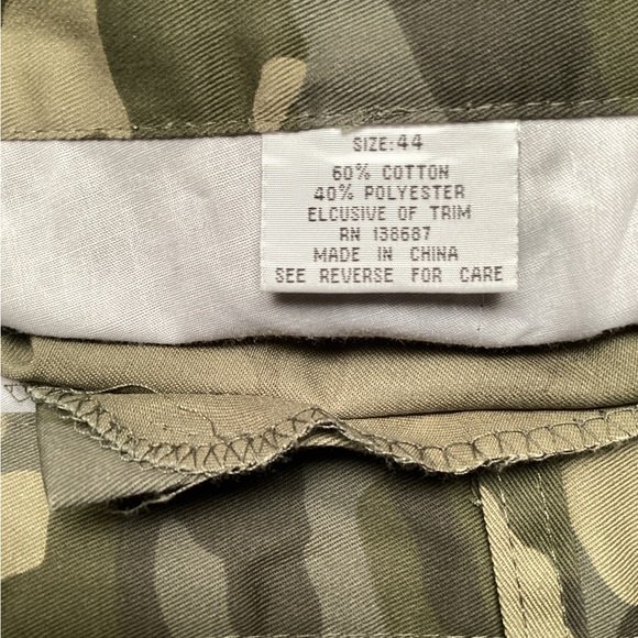 Jeanetix mens camouflage cargo pants, size W44/L33 inches - Picture 7 of 11